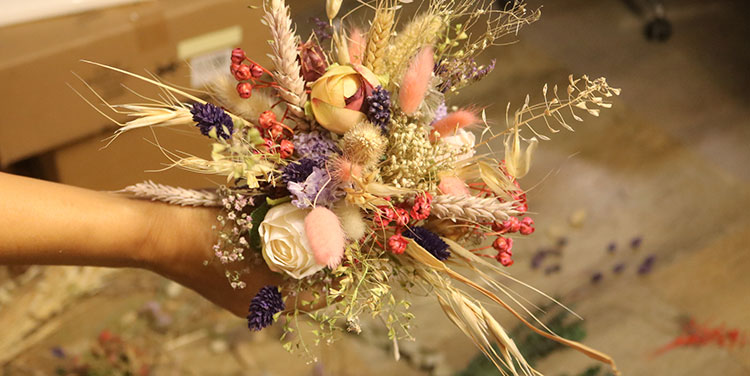 kleiner Boho Trockenblumenstrauß