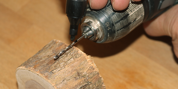 Henne und Hahn aus Papierdraht biegen