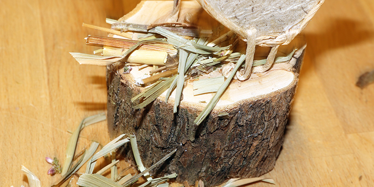 Henne und Hahn aus Papierdraht biegen