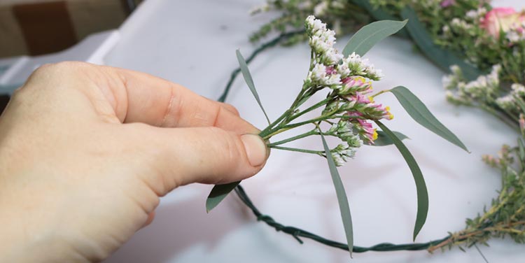 Blumenkranz für das Haar