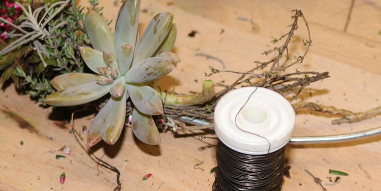 Drahtherz herbstlich gestalten