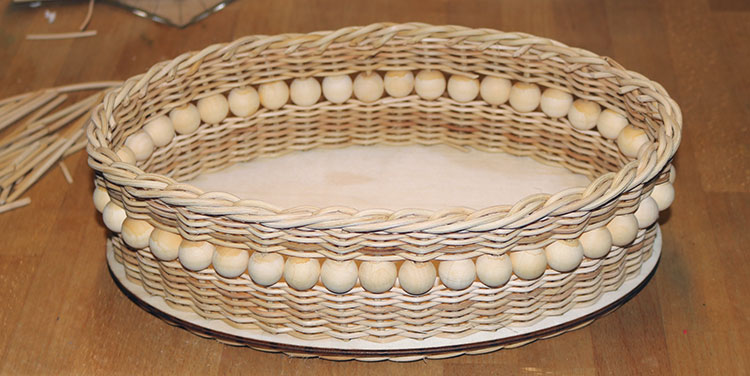 fertiger Brotkorb aus Peddigrohr