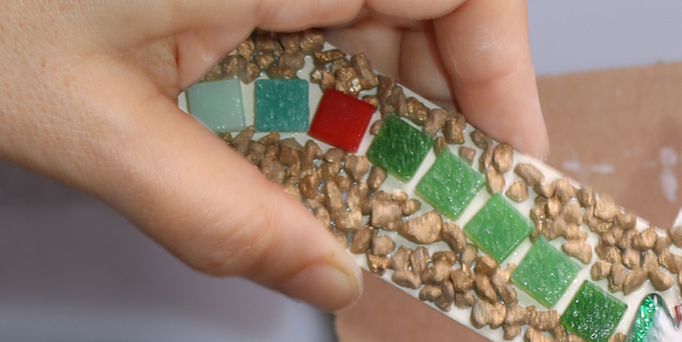 Mosaikkreuz mit Granulat