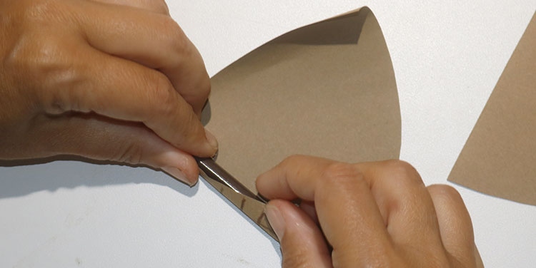 Anleitung Papier Eistüte basteln