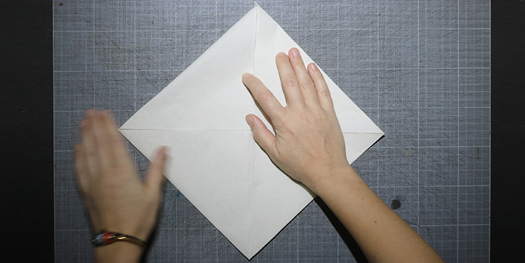 Servietten falten Kreuz