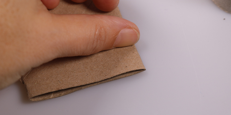 Schachtel aus Toilettenpapierrollen