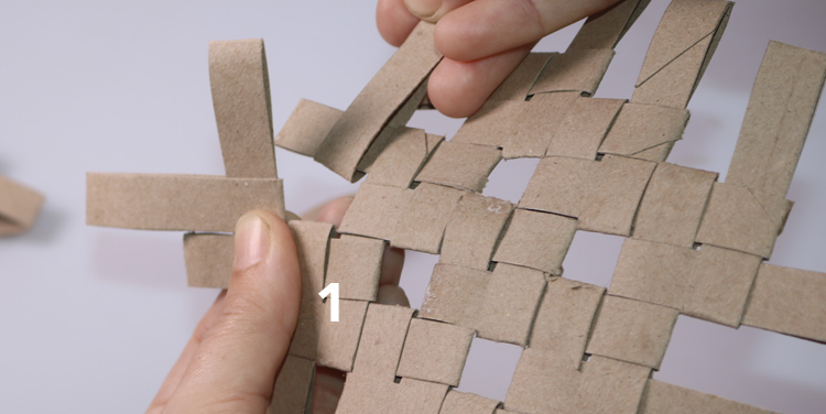 Schachtel aus Toilettenpapierrollen