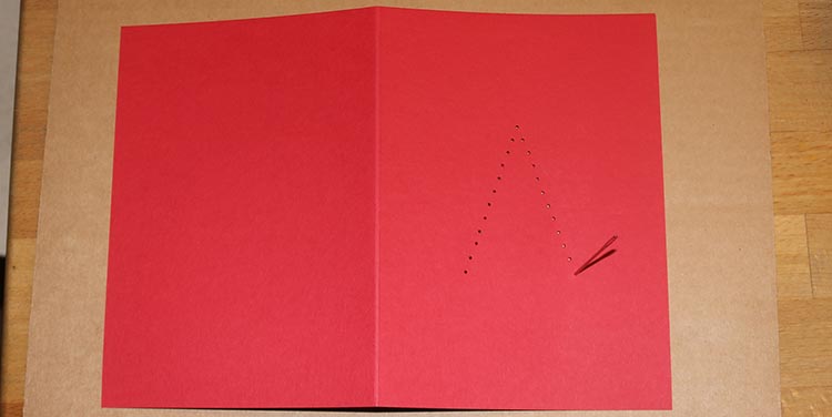 Löcher auf die Karte übertragen.