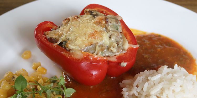 gefuellte Paprika mit Reise