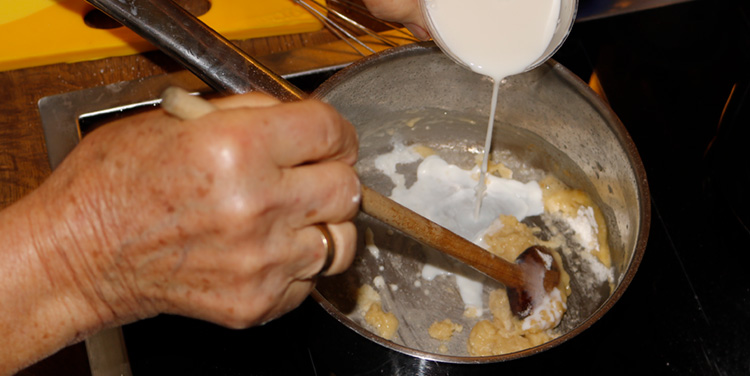 Bechamel machen