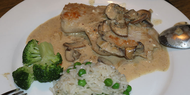 Puten Jägerschnitzel mit Champignon Rahmsauce