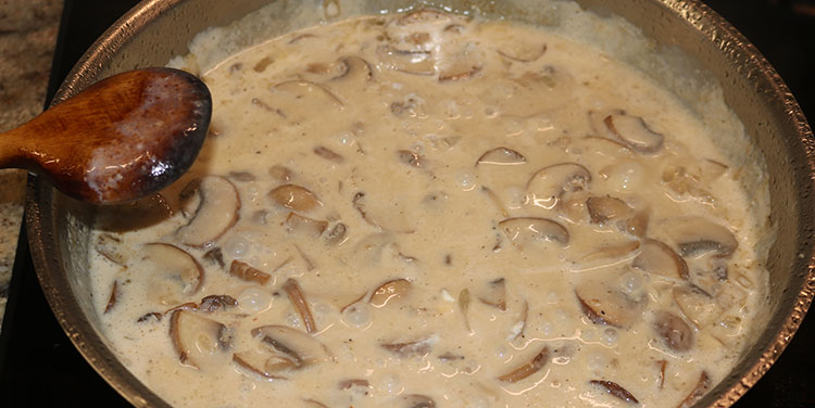 mit Rahm und Crème Fraîche verfeinern