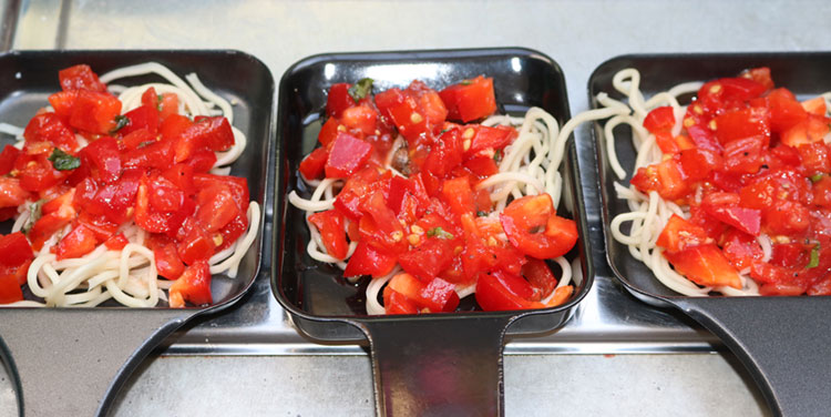 Nudel Tomaten Pfännchen
