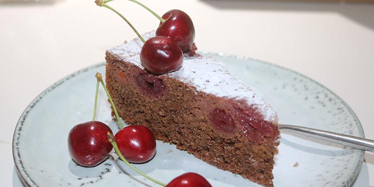 Rezept weiße Johannisbeeren Torte Biskuitboden