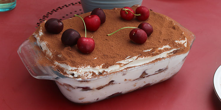 tiramisu mit kirschen