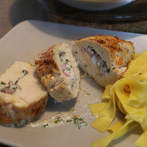 Gefüllte Hühnerbrust mit Frischkäse